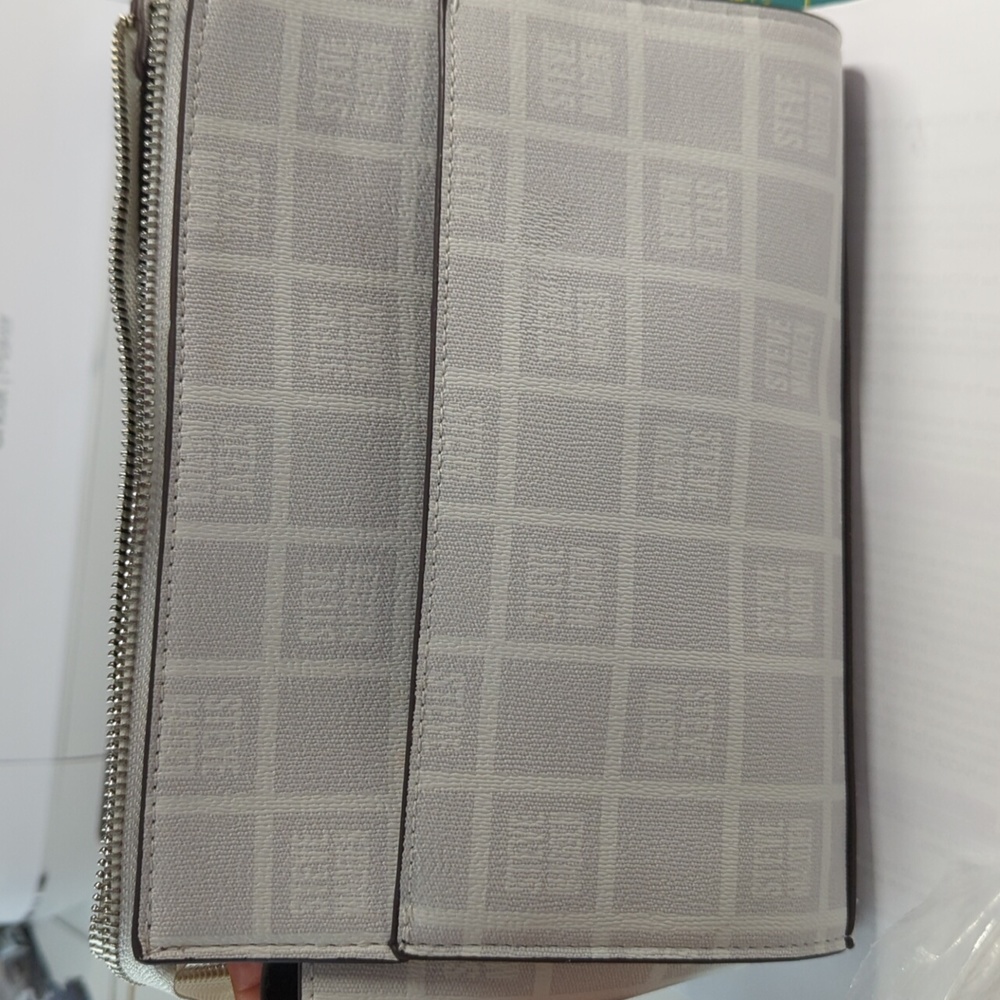 White With Grey Squares Steve Madden Crossbody Pu… - image 3